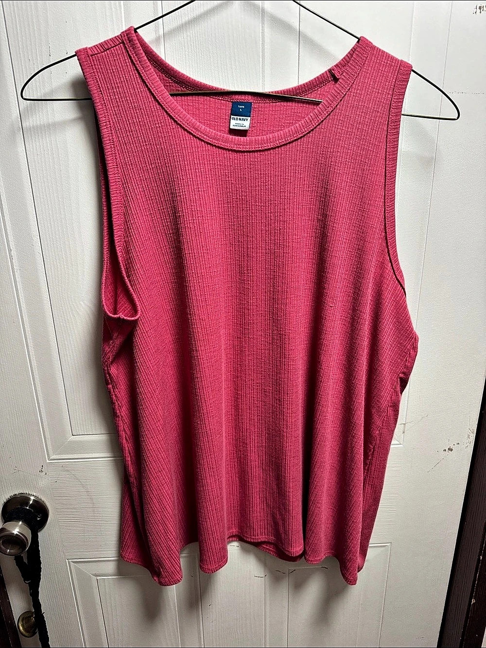 Old Navy Ribbed Tank Top in Pink Large Like New